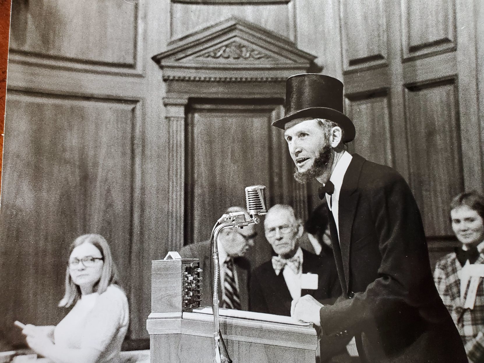 Former Crown Point mayor remembered as hardworking family man who loved music